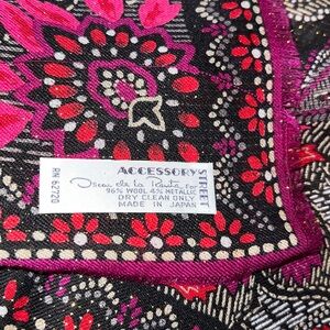 Vintage Oscar de La Renta wool metallic scarf square 30”